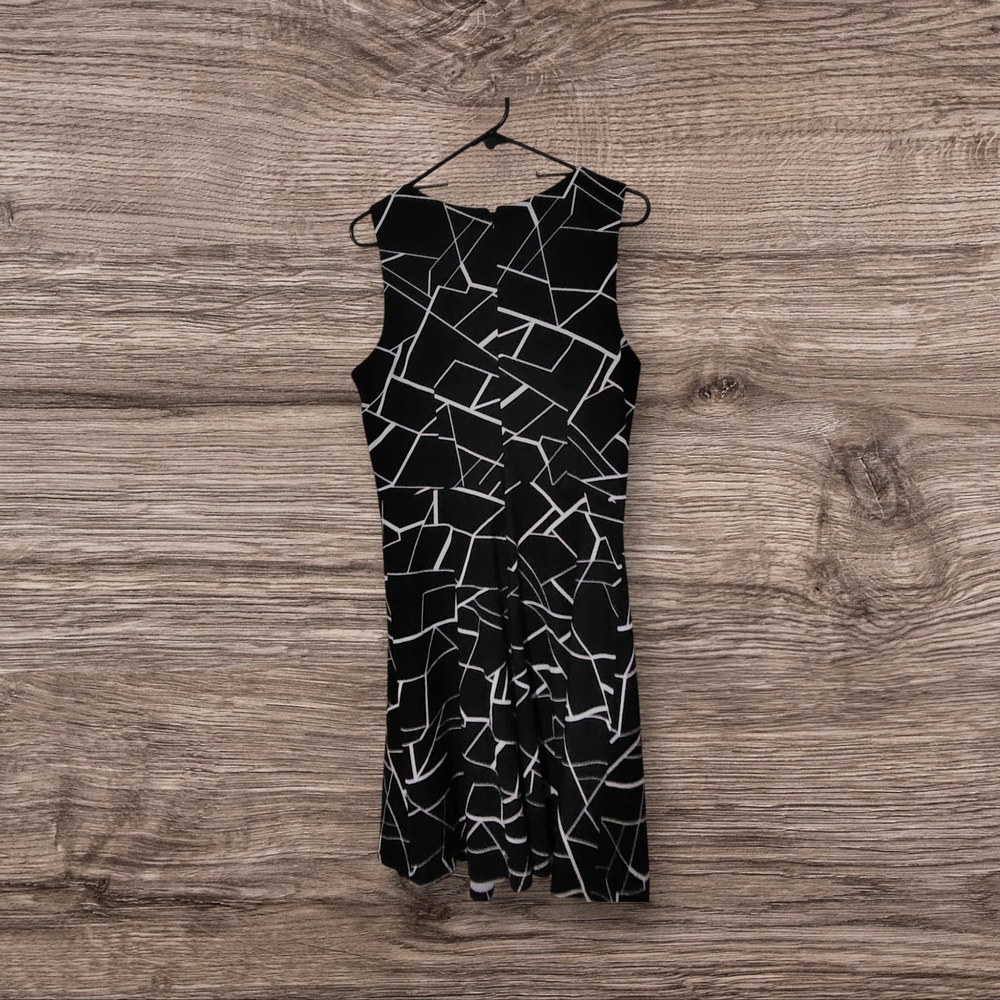 Geometric Black and White SLVLESS DRESS OFFICE SIREN WEDDING PARTY EVENT IMPRESS